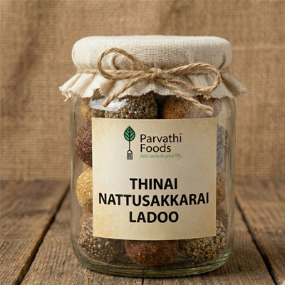 Thinai nattusakkarai ladoo